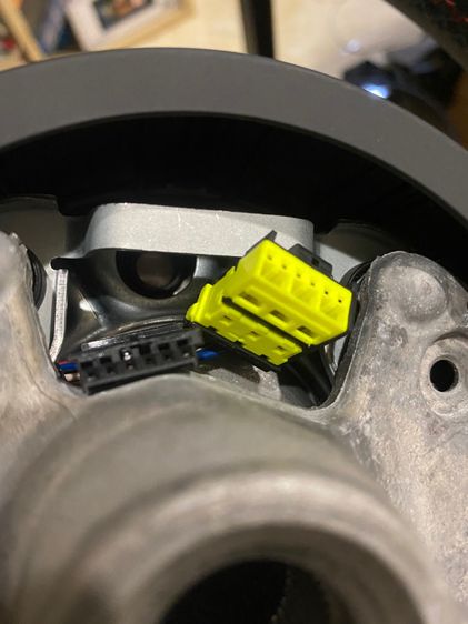 bmw พวงมาลัย M power ด้าย3สี แท้ติดรถ รูปที่ 12