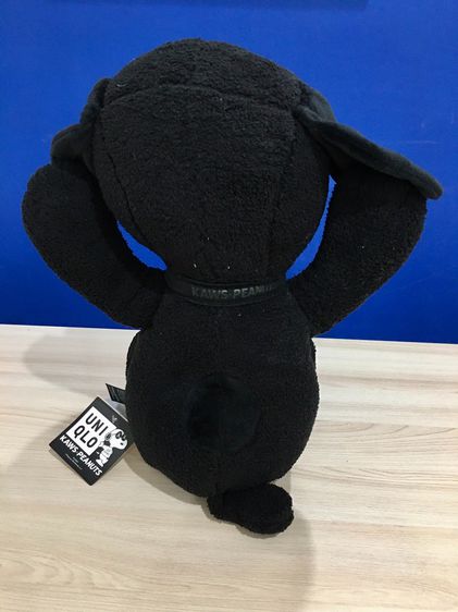 KAWS x Uniqlo Snoopy plus (Large) BLACK ตุ๊กตาสนูปี้สีดำ ตัวใหญ่ Limited edition รูปที่ 3
