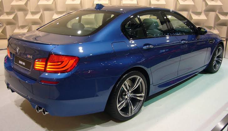 สปอยเลอร์หลัง BMW M5 F10 Spoiler 520d 525i 528i 530i รูปที่ 3