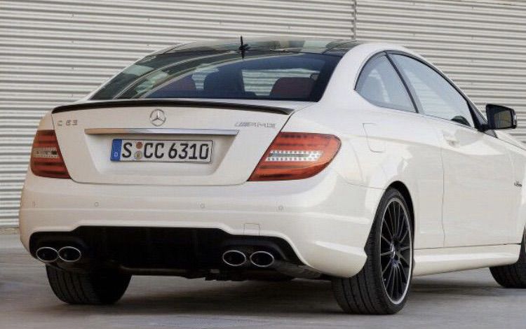 ชุดแต่ง สปอยเลอร์หลัง C Class Spoiler และ logo ตัวอักษร C Coupe W204 AMG C63 carbon Kevlar และ ดำเงา รูปที่ 10