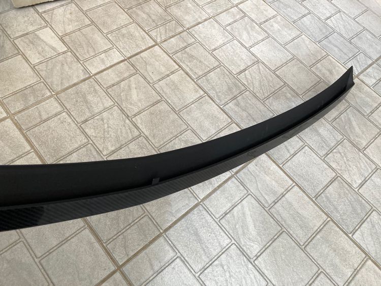 ชุดแต่ง สปอยเลอร์หลัง C Class Spoiler และ logo ตัวอักษร C Coupe W204 AMG C63 carbon Kevlar และ ดำเงา รูปที่ 8