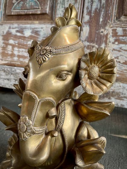พระพิฆเนศในกอบัว Ganesh with lotus brass statue รูปที่ 2