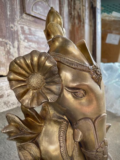 พระพิฆเนศในกอบัว Ganesh with lotus brass statue รูปที่ 4