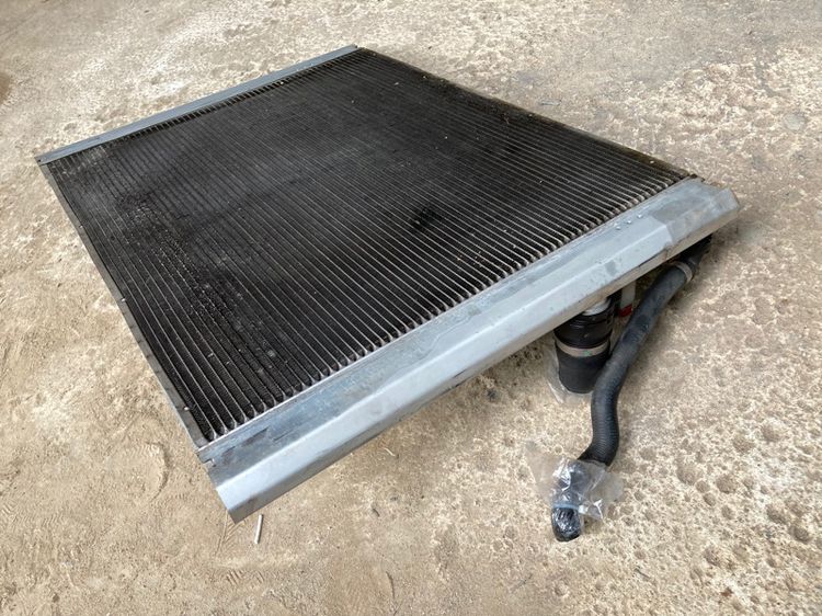 หม้อน้ำ Coolant Radiator E60 ของแท้ มือสอง 520i 520d 523i 525i รูปที่ 7