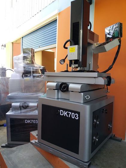 ขายเครื่องเจาะ ขายเครื่องซุปเปอร์ดริล อีดีเอ็ม สปาร์ค SuperDrill EDM DK703 ไฟ 30A Spark EDM ของใหม่ป้ายแดง ขายเครื่องSuperDrill รูปที่ 12