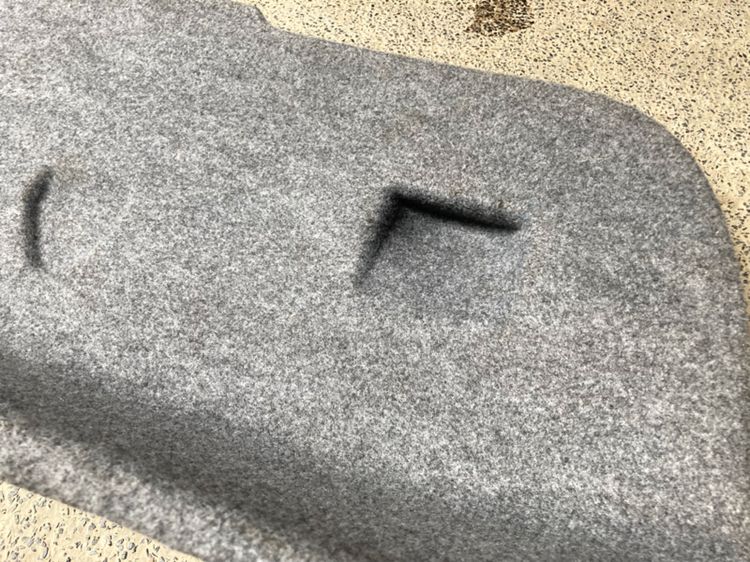 E90 Pre LCi แผงพรม ฝาท้าย ของแท้ มือสอง 318i 320i 325i 320d รูปที่ 8