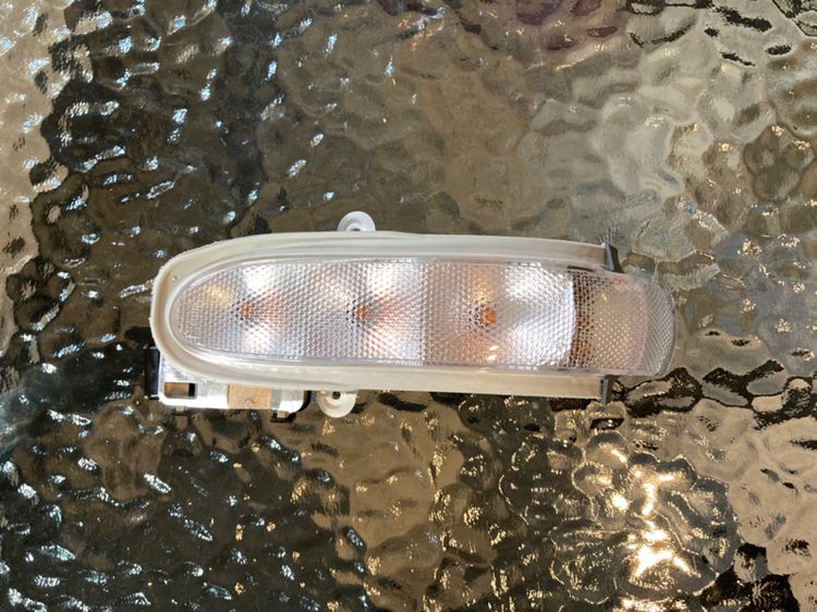 ไฟเลี้ยวกระจกข้าง w203 ของใหม่ ข้างซ้าย L รูปที่ 8