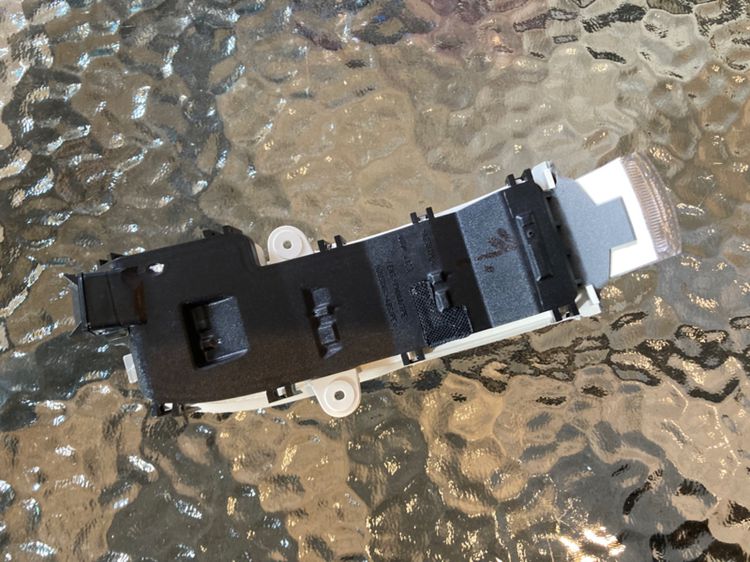 ไฟเลี้ยวกระจกข้าง w203 ของใหม่ ข้างซ้าย L รูปที่ 6