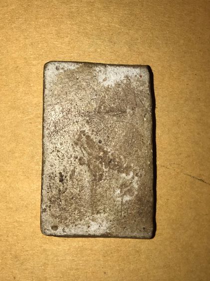 พระสมเด็จ พิมพ์ไกเซอร์ วัดระฆัง กทม. ปี 24xx เนื้อผงพุทธคุณ หลังเรียบ องค์พระขนาดใหญ่กว่าปกตินิดหน่อย  ขอบไม่คม เป็นธรรมชาติ เนื้อผงละเอียด  รูปที่ 2