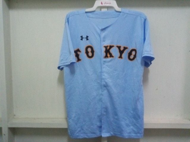 เสื้อเบสบอล ทีม tokyo แบรนด์ under armour สีฟ้า