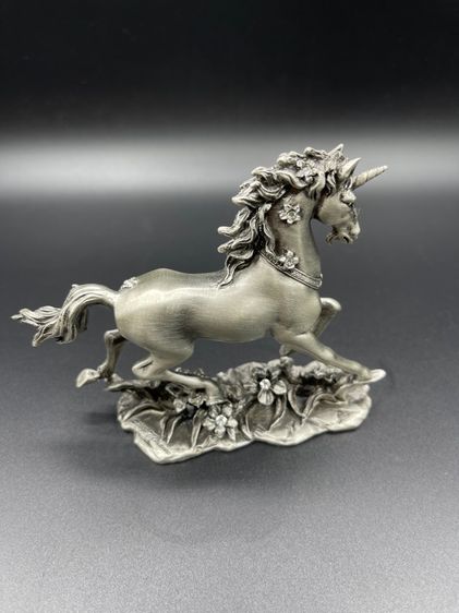 ยูนิคอร์น Veronese design รูปที่ 2