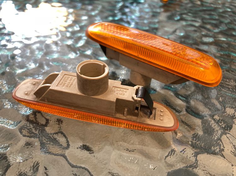 ไฟเลี้ยว ไฟแก้ม BMW E36 E46 E39 E60 E84 ตายก ตาตก ไฟส่องป้ายทะเบียน E60 E90 E39 E38 E65 E84 F10 F30 F01 รูปที่ 11