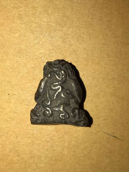 พระปิดตายันต์ยุ่ง หลังยันต์ เนื้อทองเหลือง รูปทรงสวยงาม เก่า แท้ หายาก ไม่รู้ที่ พระปิดตามหาลาภ เป็นพิมพ์พระปิดตา พระปิดตานั่งขัดสมาธิ ยกพระ รูปที่ 7