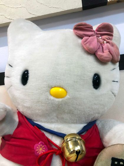  ตุ๊กตา Hello Kitty Maneki-neko Made in Japan LIMITED EDITION (Rare Item) ขนาดใหญ่ งานโชว์ รูปที่ 2