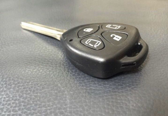 กรอบกุญแจ รีโมท TOYOTA 2 ปุ่ม 3 ปุ่ม 4 ปุ่ม ประตู Slide รถตู้ Corolla Altis Camry Vios Yaris Vigo Fortuner Toyota Alphard Estima Noah Voxy รูปที่ 9