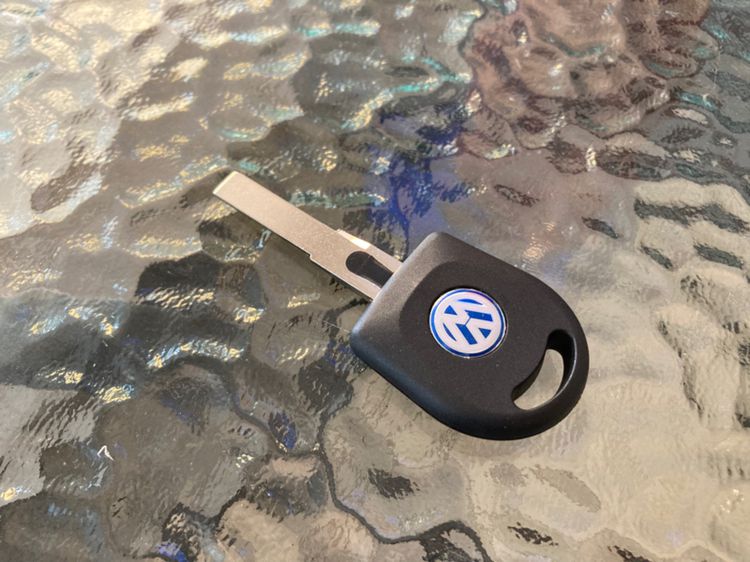 กรอบกุญแจรีโมท โลโก้ VolkSwagen Caravelle Transporter 4 ปุ่ม 5 ปุ่ม กรอบRemote VW กรอบกุญแจ Caravelle ที่วางแก้ว T5 T5.1 T6 รูปที่ 12