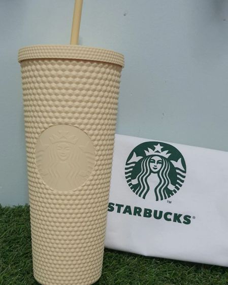 Starbucks แก้วหนามสีเหลืองนวลมาก ขนาด 24 OZ. ของต้องมีของจริงสวยมากค่าาา รูปที่ 1