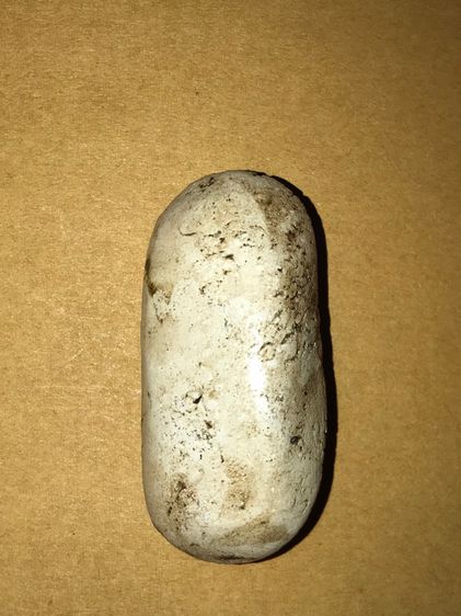 พระกรุ พิมพ์วันทาเสมา เนื้อผง ขอบไม่คม ผิวเดิม พระหนา มีน้ำหนัก เก่า แท้ สภาพสวยสมบูรณ์ เป็นธรรมชาติ พระแท้ มีพุทธคุณ ไม่ทราบกรุ รูปที่ 2