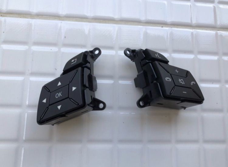 สวิตช์ ปุ่ม พวงมาลัย Mutifunction Benz W212 W207 W204 W221 W246 W117 W176 R172 E Coupe C Coupe ปุ่มกด พวงมาลัย เกียร์ 5 Speeds 7 Speeds รูปที่ 12