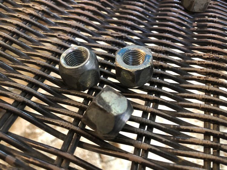  น๊อตล้อ MINI Cooper และ VOLVO ของแท้ มือสอง รูปที่ 4