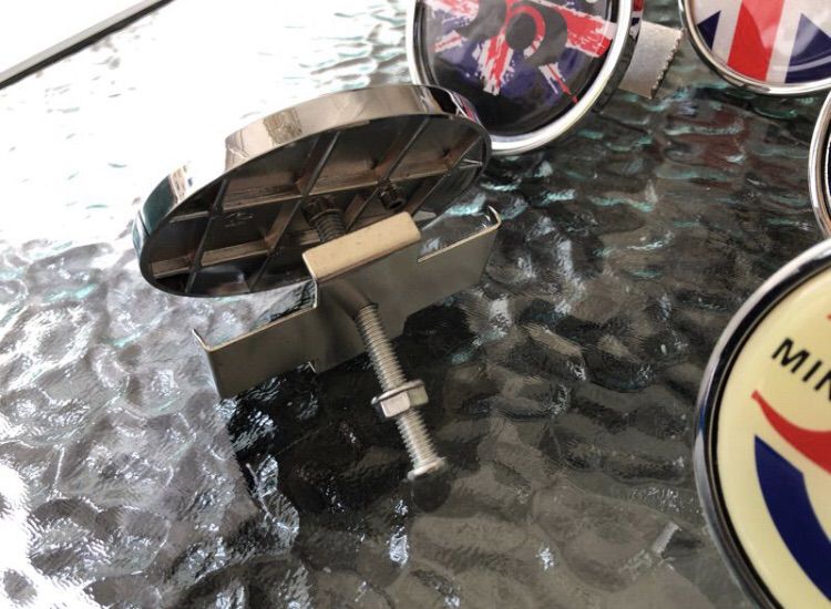 Logo MINI กระจังหน้า และ หัวเสียบหลอก Safety Belt ใส่ได้กับทุกรุ่น Mini One Cooper Countryman Clubman Paceman R50 R53 R57 R56 R60 F56 F60 รูปที่ 10