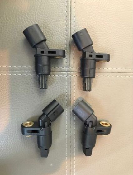 ABS Sensor AUDI Volk TT MK1 Golf3 Golf4 New beetle Passat B4  part no. 1J0927803 1J0927804 1J0927807 1J0927808 ใส่ Audi TT TTS MK2 Q3 รูปที่ 2