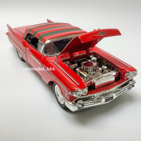 โมเดลรถเหล็ก Cadillac ปี 1958 Red พร้อมตัวโมเดล Freddy Krueger แบรนด์ Jada ขนาด 1 ต่อ 24 โมเดลรถจากภาพยนคร์ Diecast CarModelBKK รูปที่ 4