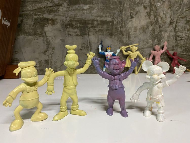 ตุ๊กตุ่น Ant กุ๊ฟฟี่ โดนัลดัก มิคกี้เม้าท์ พิกกี้ 