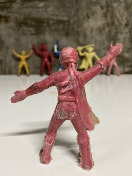 ตุ๊กตุ่น Ant  เก่าเก็บ ถึงยุค รูปที่ 2