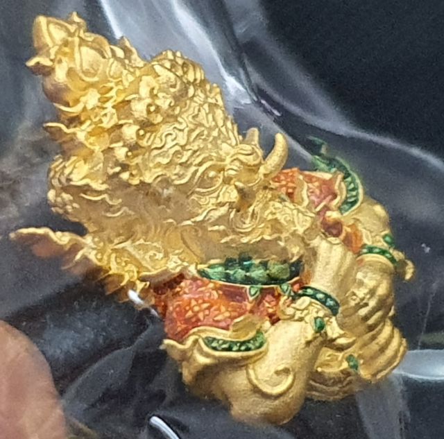 รูปหล่อครึ่งองค์ เวสสุวรรณโณ ผู้ที่เป็นใหญ่ในทรัพย์ ยกฐานะ ยศถาศักดิ์ รูปที่ 7