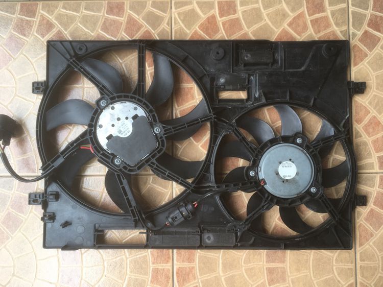 พัดลมไฟฟ้า Audi TT mk2 mk3 แท้มือสองญี่ปุ่น รูปที่ 2