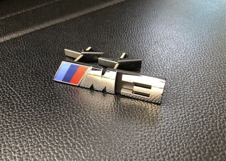 โลโก้ กระจัง ฝาท้าย BMW M3 M5 ใส่ได้กับทุกรุ่น E30 E36 E46 E90 F30 E34 E39 E60 F10 G30 G20 รูปที่ 8