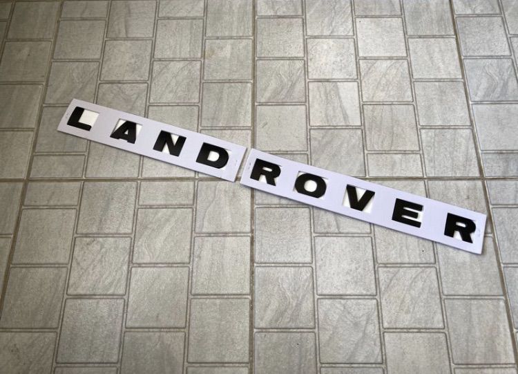 โลโก้ ตัวอักษร ฝากระโปรง LAND ROVER มี 2 สี สีเงิน และ สีดำ กรอบกุญแจรีโมท รูปที่ 5