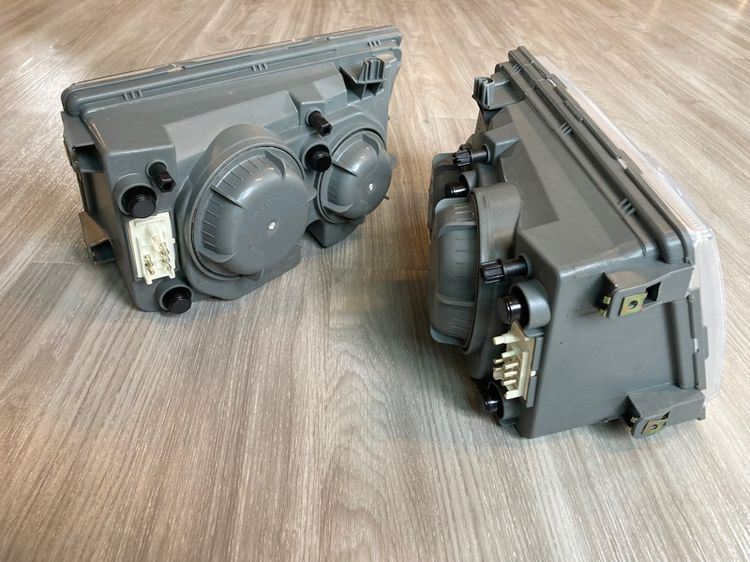 ไฟหน้า Benz W124 เลนส์ไฟ Style W210 ใส่รุ่น E หน้า E หลัง E200 E220 E280 230E 300E 230TE 300TE 200E 220E 280E ไฟมุมหน้า Us Spec ขาวส้ม รูปที่ 3