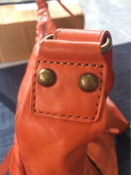 กระเป๋าหนังสะพาย DAKOTA แท้ รูปที่ 8