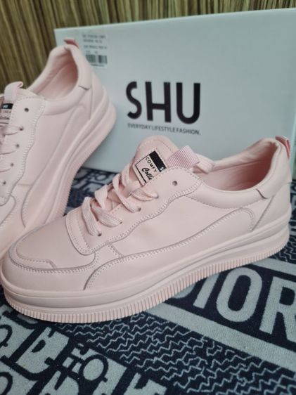 รองเท้าผ้าใบแบรนด์ SHU ของใหม่กล่องไม่สวย รูปที่ 2