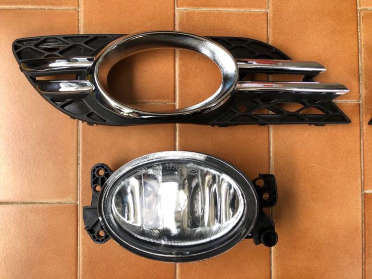 Benz W211 หน้าธนู สปอร์ตไลท์ ไฟเลี้ยวกระจกข้าง กรอบพลาสติก โครเมียม Sportlight E200 NGT E220CDi และ W204 รูปที่ 4
