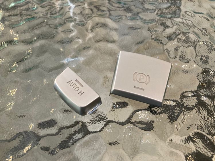 ครอบปุ่ม P Park 2 ชิ้น สำหรับ BMW F10 F01 F02 F15 F25 F26 F07 F12 รูปที่ 4