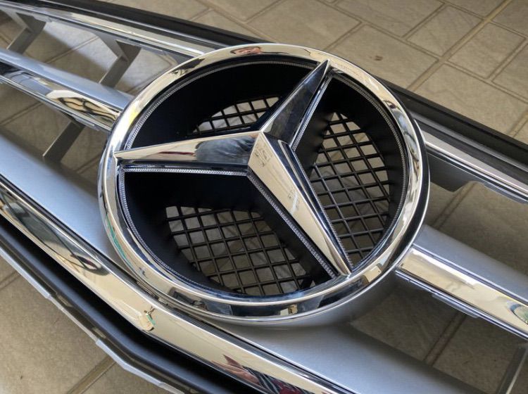 ชุดแปลง Benz W204 AVANTGARDE กระจัง ดาวใหญ่ ดาวฝากระโปรง ป้ายAvantgarde  รูปที่ 6