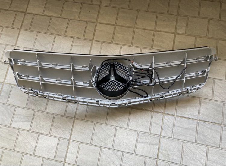 ชุดแปลง Benz W204 AVANTGARDE กระจัง ดาวใหญ่ ดาวฝากระโปรง ป้ายAvantgarde  รูปที่ 8