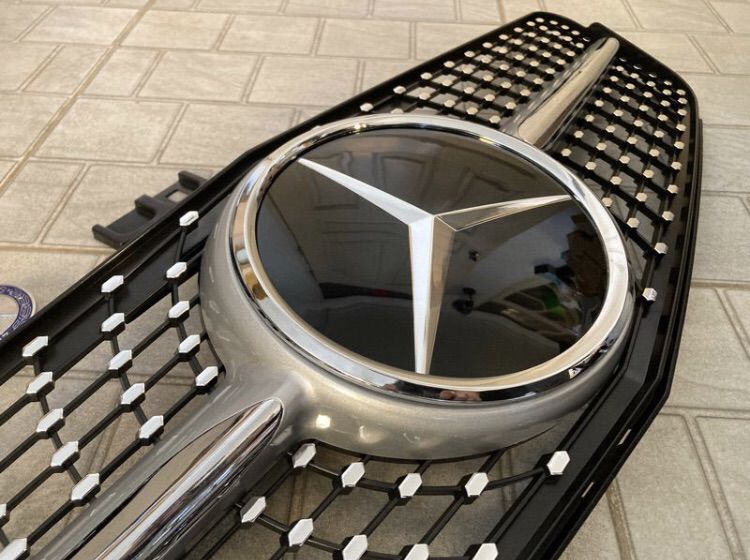 ชุดแต่ง กระจังหน้า w204 Daimond Grille ดาวกระจก สำหรับ C Class รุ่น C Coupe และ Sedan รูปที่ 8