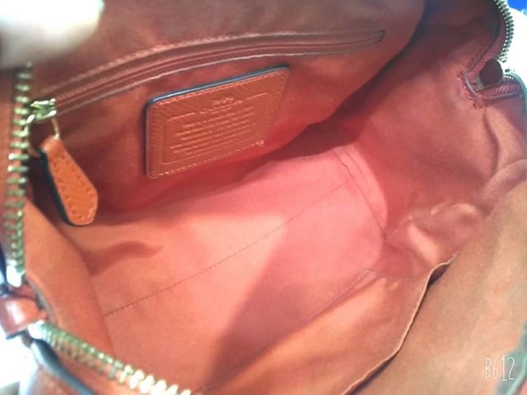 กระเป๋าสะพาย Coach ทรงหมอน 9” ของแท้ รูปที่ 10