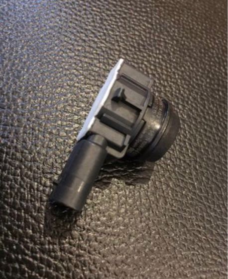 Parktronic เซนเซอร์ถอยหลัง BMW Sensor รุ่นใหม่ เบ้าเล็ก ตระกูล F30 F31 F20 F10 ใส่ได้กับ 118i 318i 320i 320d 325i 330i 523i 525i 520d รูปที่ 3
