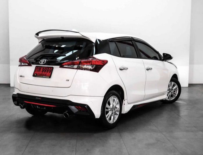 ชุดแต่ง New Toyota Yaris S Sporty ท่อคู่ ไฟทับทิมท้าย มี 2 รุ่น 4 และ 5 ประตู เสกิร์ตกันชน หน้า-หลัง รูปที่ 15