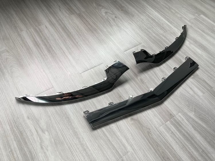 ชุดแต่ง ลิ้นกันชนหน้า โครเมียม Chrome และ สีดำ Benz W207 E-Coupe รุ่น Facelift Parking Sensor A2125420018 รูปที่ 7