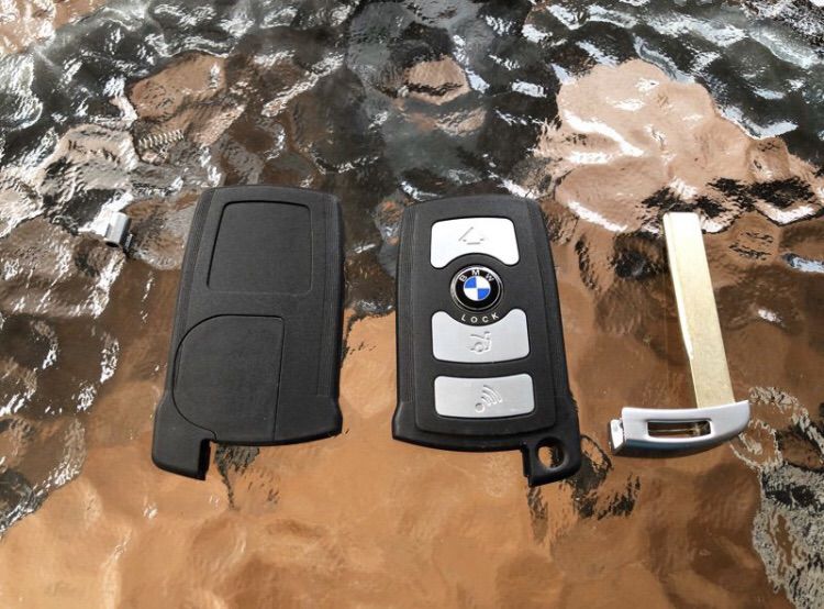 กรอบกุญแจ BMW แบตรีโมท รุ่นKeyless 3 ปุ่ม E90 E92 E93 E60 E53 E70 E83 E84 E89 4 ปุ่ม E65 E66 Series7 730Li 740Li 750Li รูปที่ 3