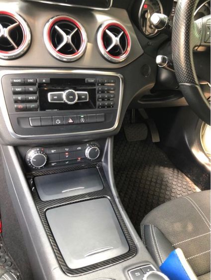 ครอบคอนโซล ลายคาร์บอนเคฟล่า ใส่กับBenzได้หลายรุ่น โฉม W176 W117 C117 X156  Benz A180 A250 CLA200 CLA250 GLA200 GLA250 รูปที่ 6