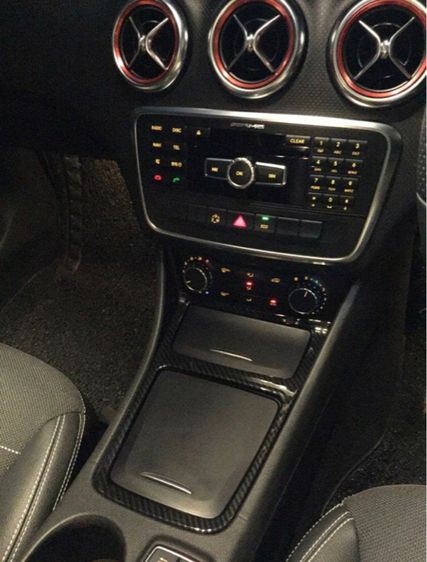 ครอบคอนโซล ลายคาร์บอนเคฟล่า ใส่กับBenzได้หลายรุ่น โฉม W176 W117 C117 X156  Benz A180 A250 CLA200 CLA250 GLA200 GLA250 รูปที่ 4