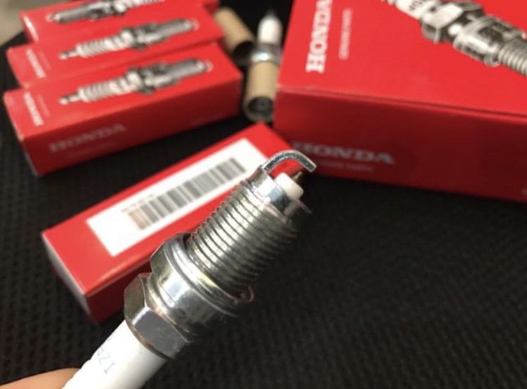 หัวเทียน HONDA Laser Iridium 2 รุ่น NGK Japan Part no. IZFR6K11 9807B 5617W และ IZFR6K11S 9807B561BW ของใหม่ รูปที่ 3
