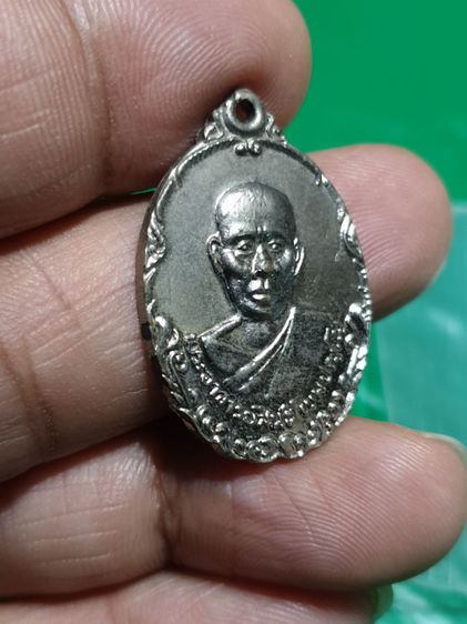 เหรียญพระอาจารย์สนธิ์ เขมปัญโญ วัดอรัญญานาโพธิ์ สกลนคร รุ่น 20 สร้างปี 2519 รูปที่ 3